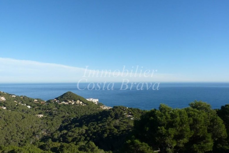 Magnifique villa de haut standing avec piscine et vues increíbles sur la mer et les collines