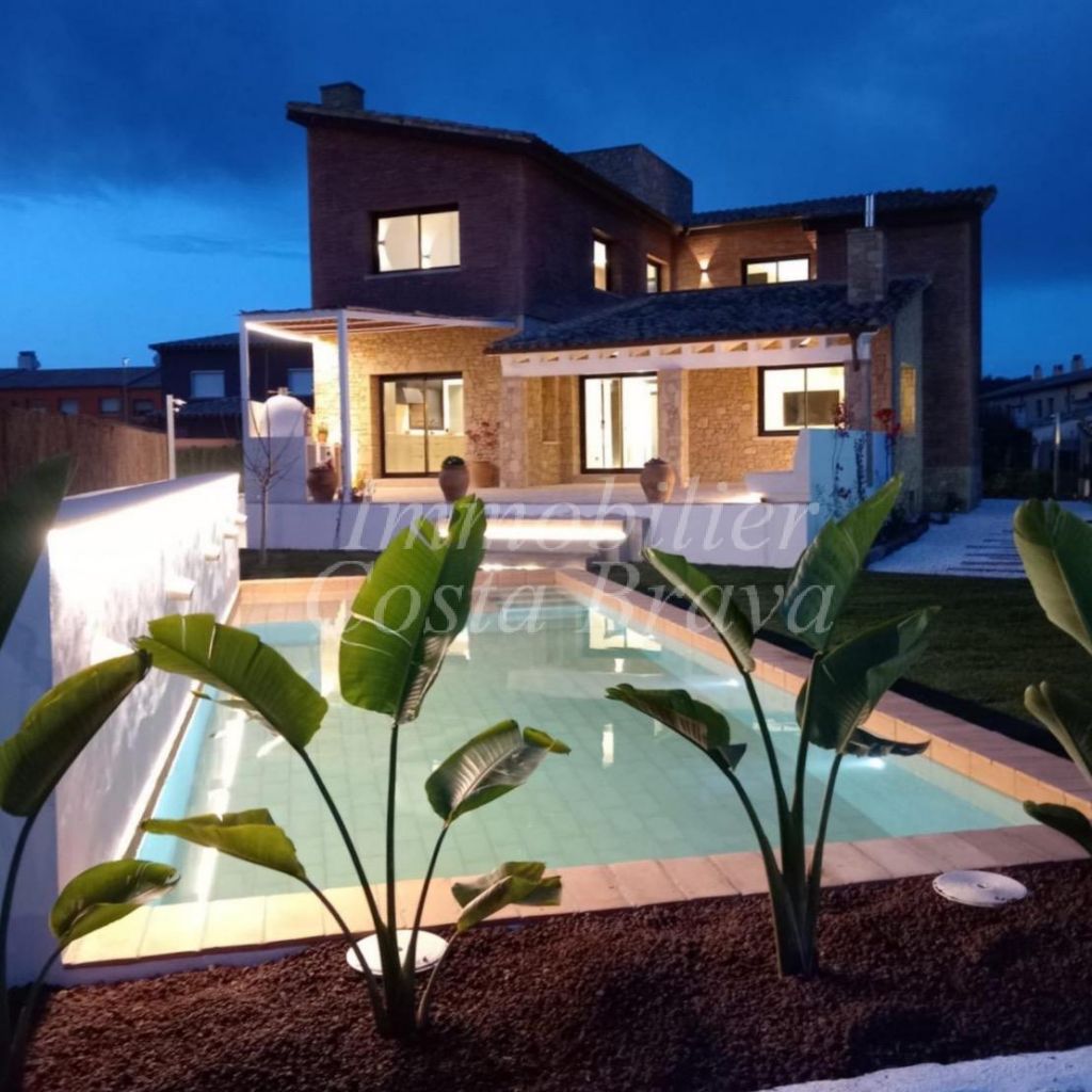 Villa à louer à Vall-Llobrega, Baix EmpordÃ